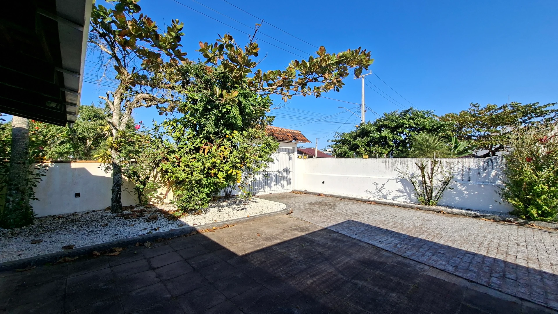 Casa financiável apenas 550m do mar IMO-00041